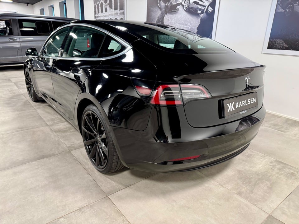 Tesla Model 3 Long Range AWD 4d