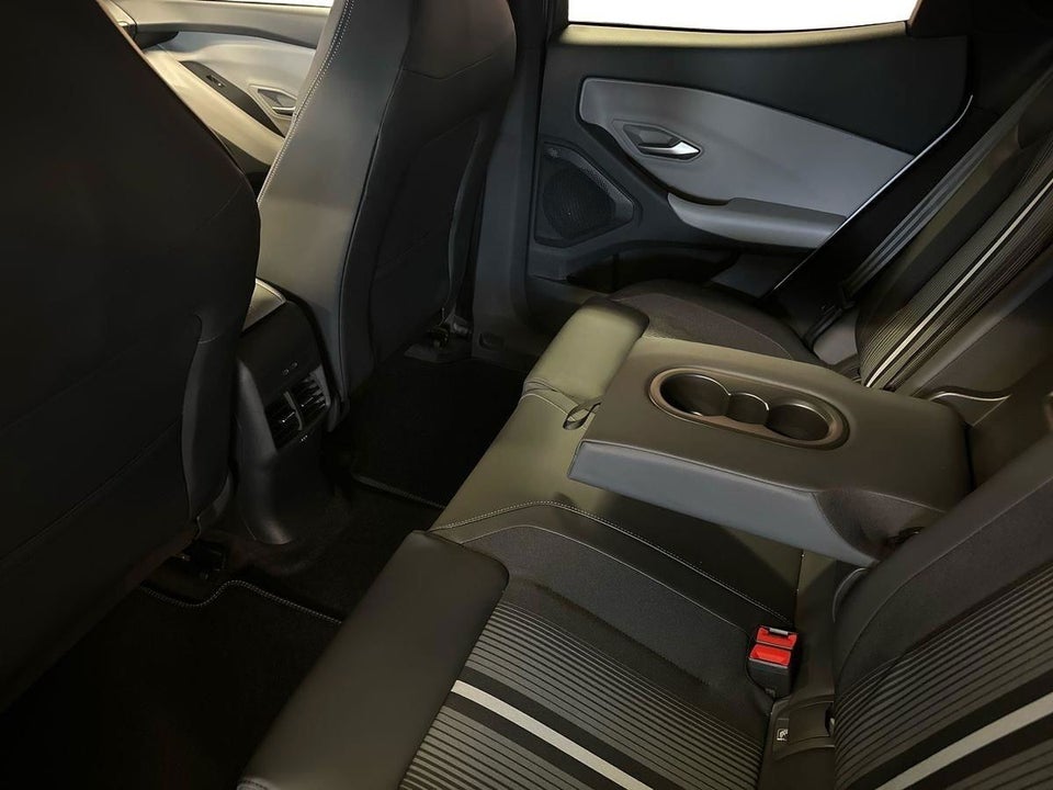 Ford Capri 82 Select Extended Range 5d