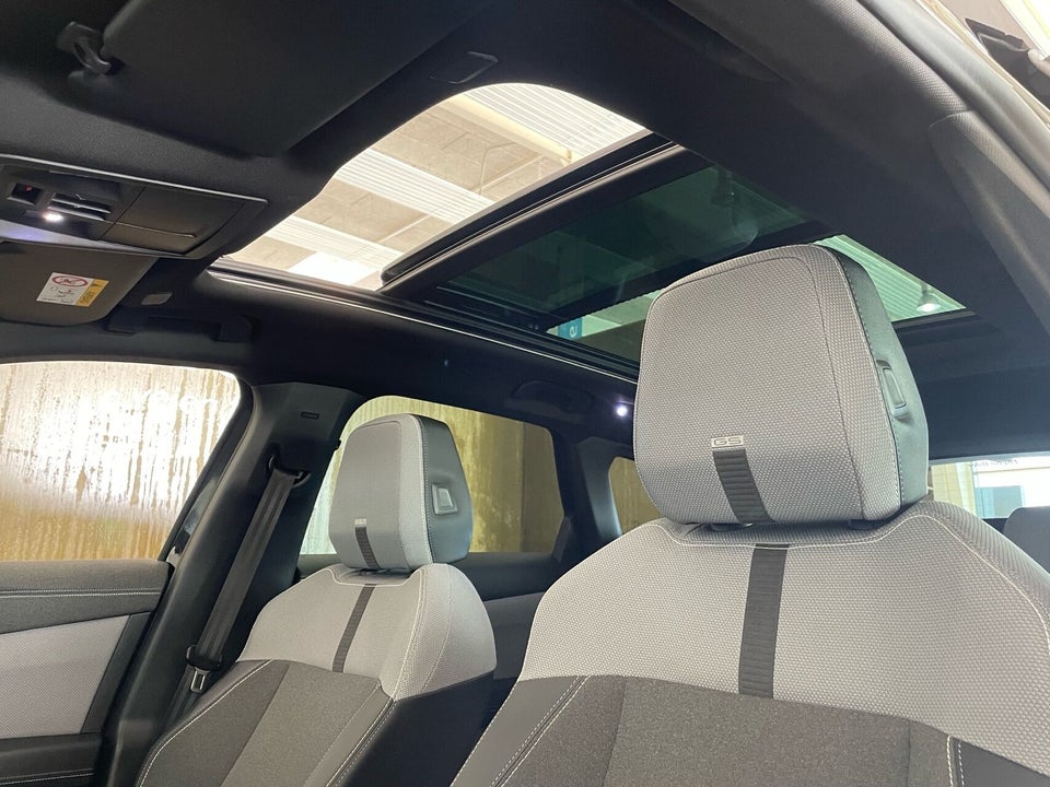 Opel Grandland-e 73 GS Sky 5d