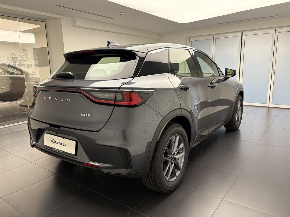 Lexus LBX 1,5 Hybrid 5d