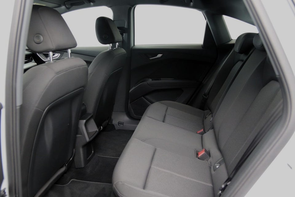 Audi Q4 e-tron 35 Advanced Sportback 5d