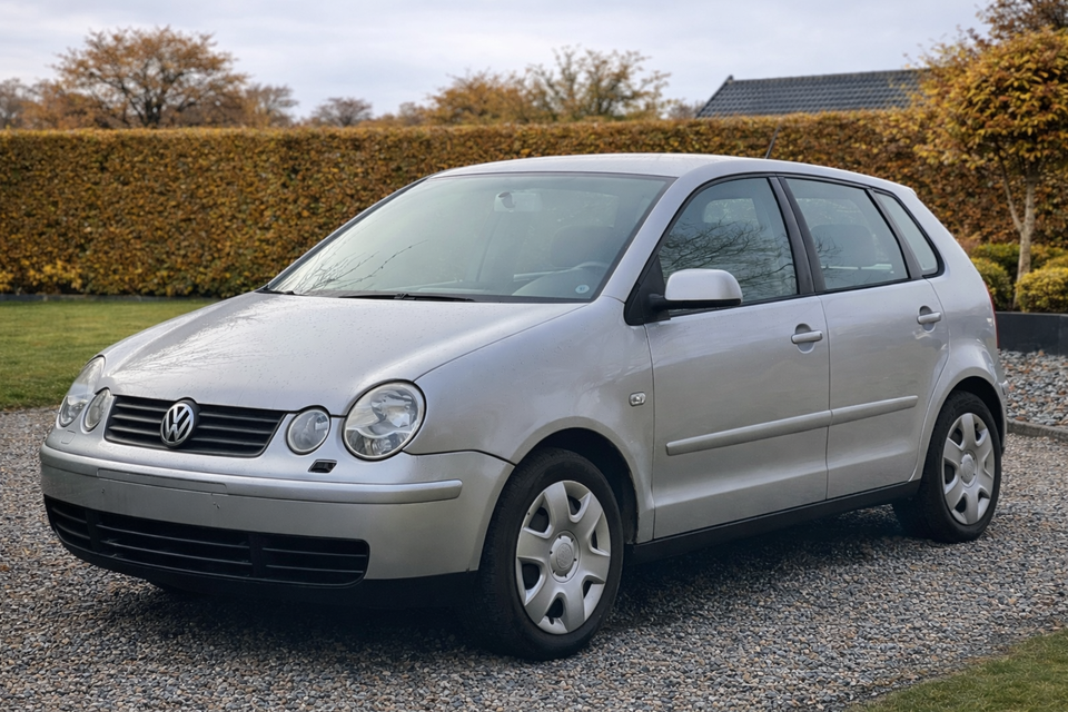 VW Polo 1,4 16V 5d