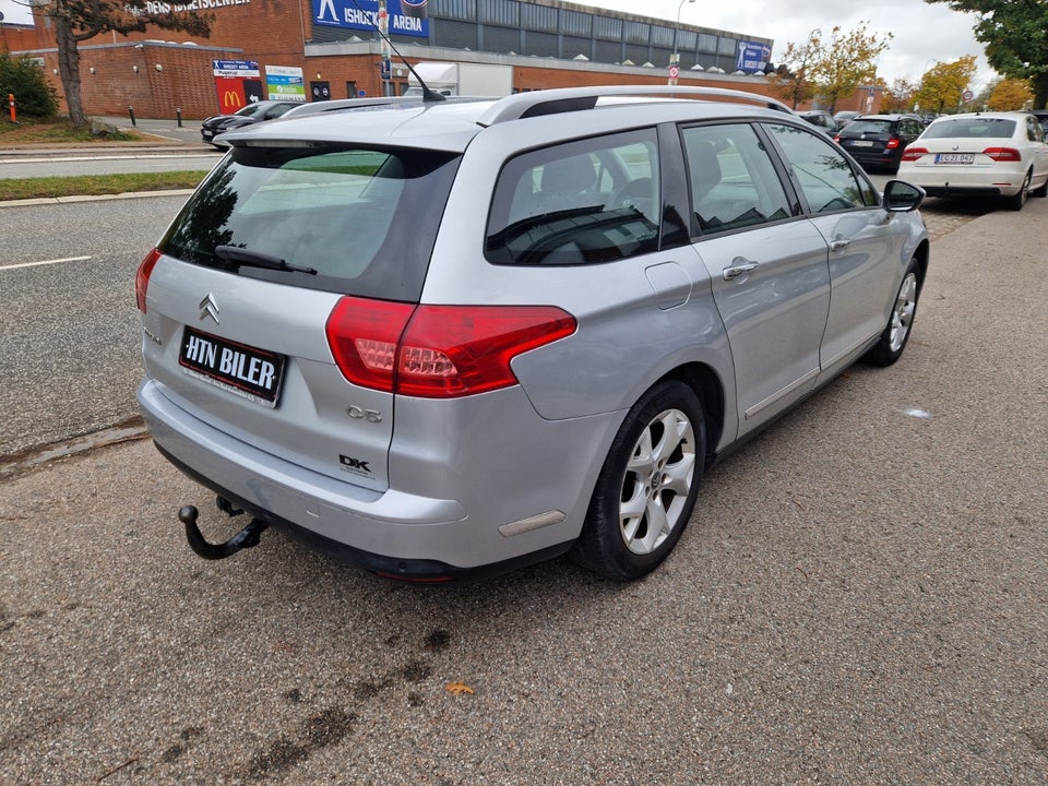 Citroën C5 2,0 HDi 140 Comfort Tourer 5d