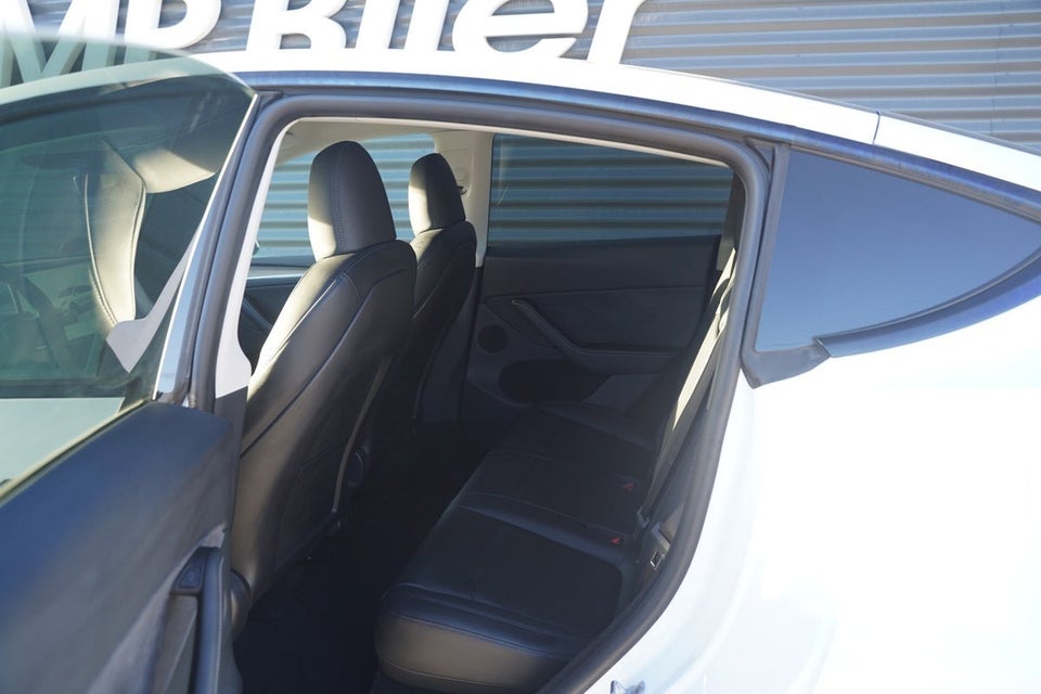 Tesla Model Y RWD 5d