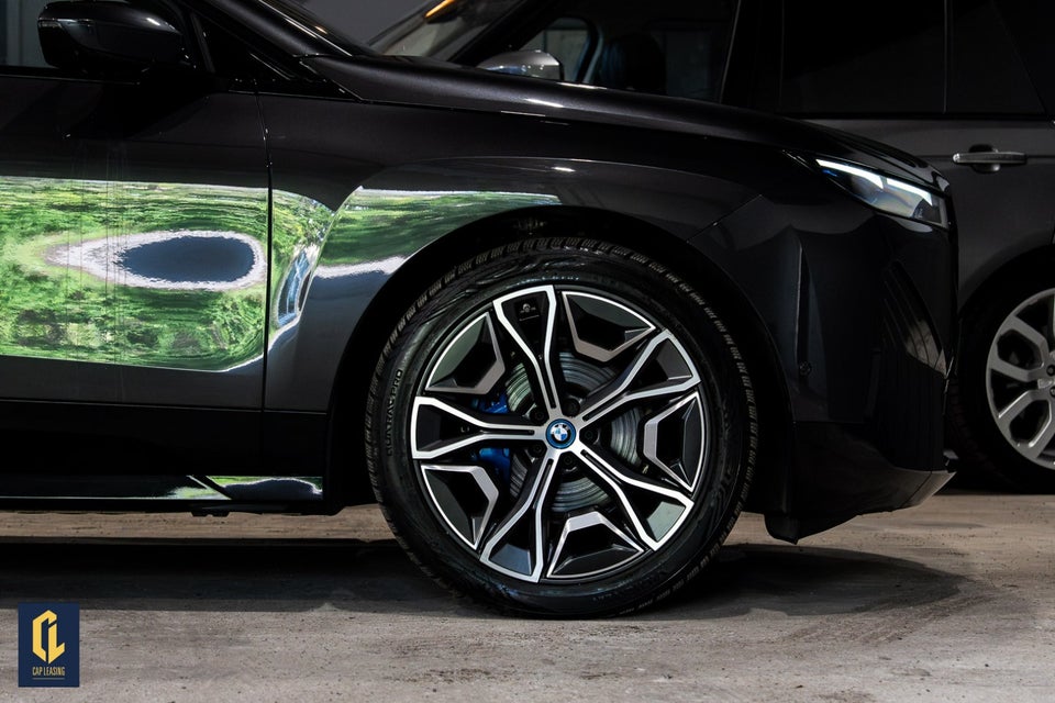 BMW iX xDrive40 Fully Charged 5d