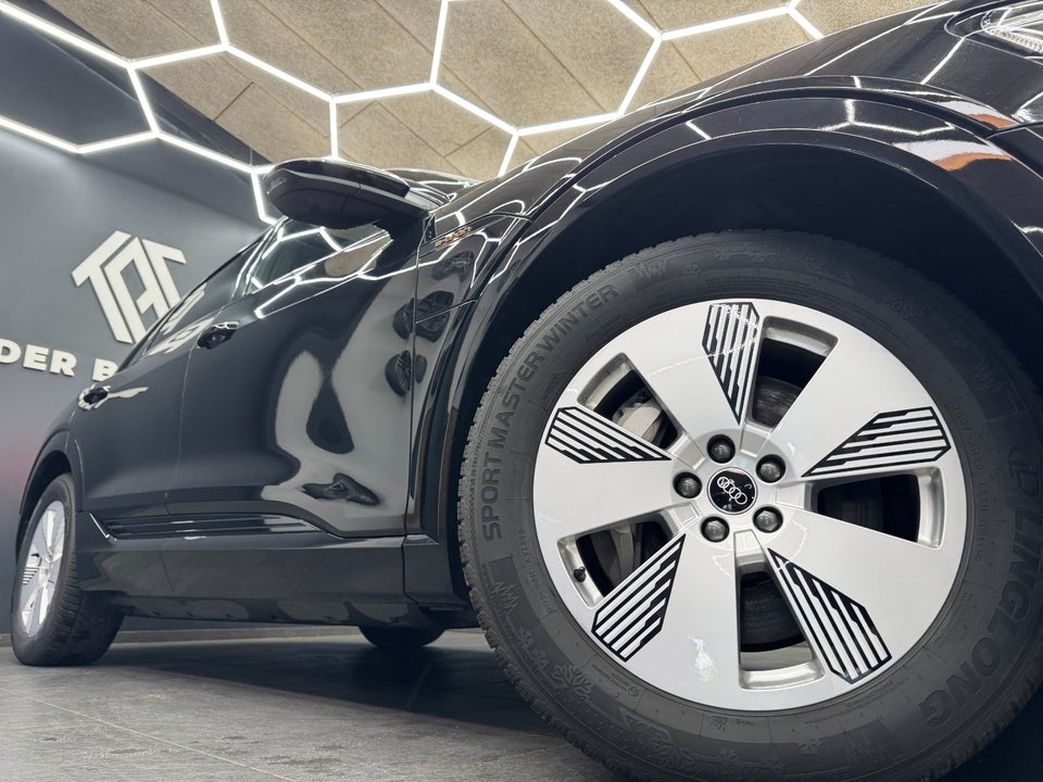 Audi e-tron 55 S-line quattro 5d