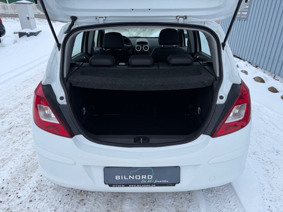 Opel Corsa 1,4 16V Cosmo 5d