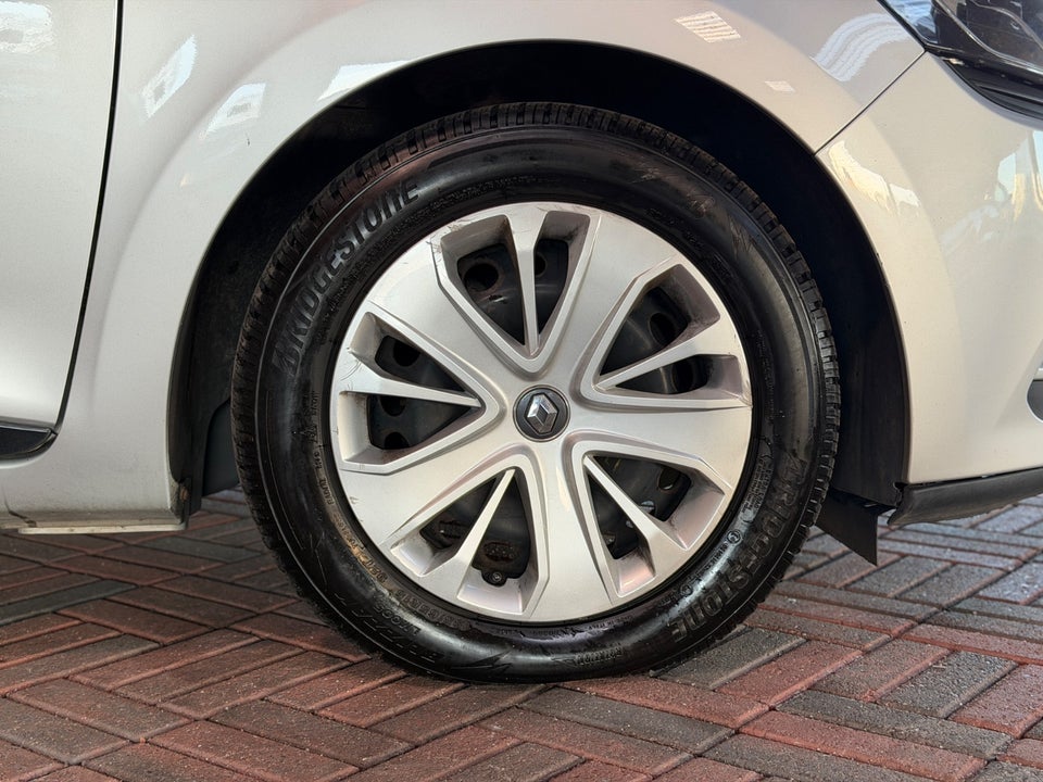 Renault Clio IV 0,9 TCe 90 Expression Sport Tourer 5d