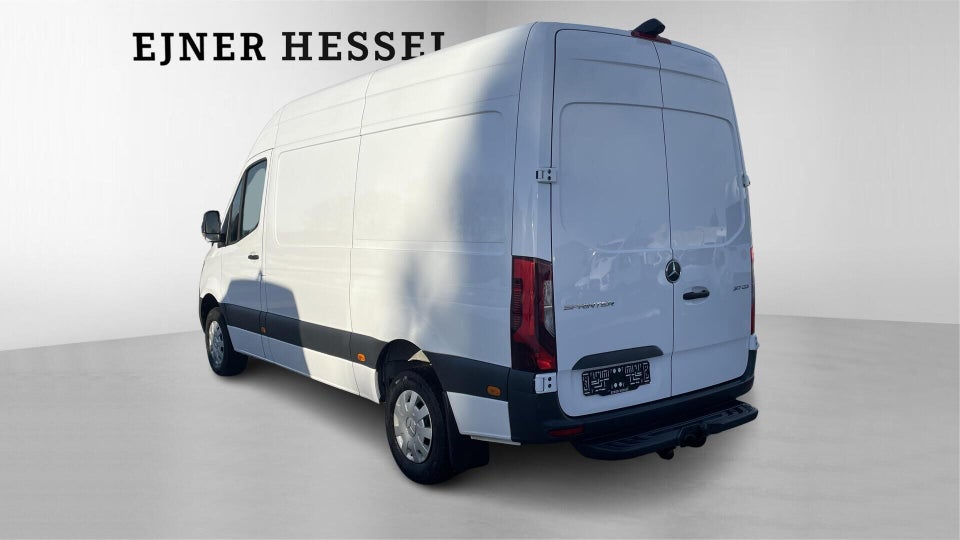 Mercedes Sprinter 317 2,0 CDi A2 Kassevogn aut. RWD