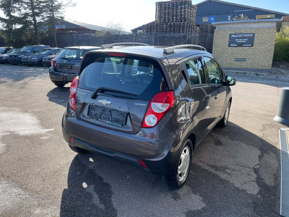 Chevrolet Spark 1,0 LS 5d