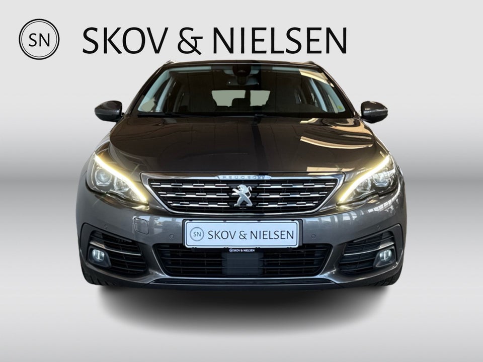 Peugeot 308 1,5 BlueHDi 130 Allure Grand SW 5d