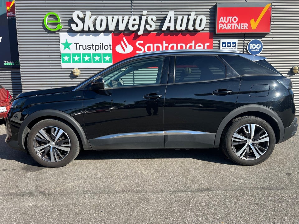 Peugeot 3008 1,6 Hybrid First Selection EAT8 5d