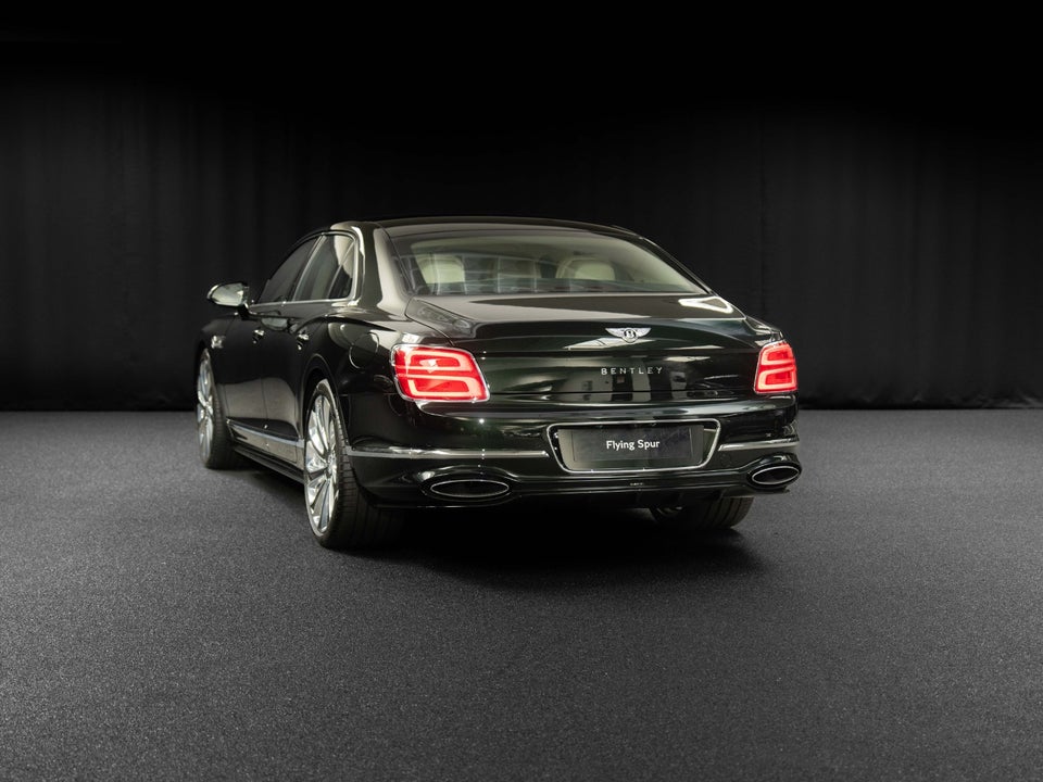 Bentley Flying Spur 4,0 V8 Hybrid Mulliner aut. 4d