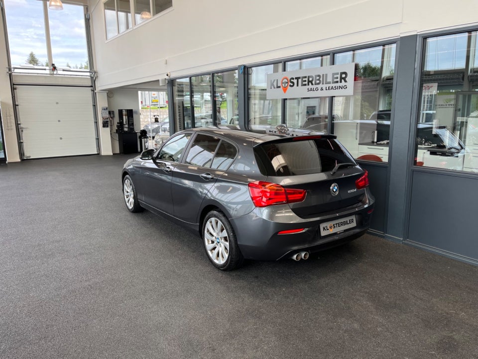 BMW 120d 2,0 Connected aut. 5d