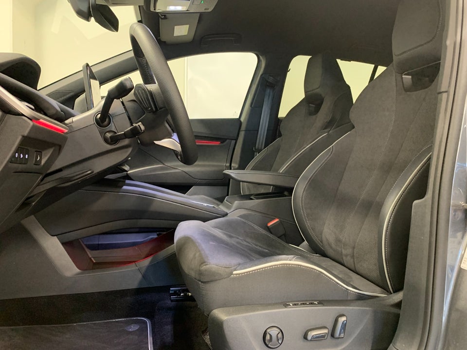 Skoda Elroq 60 iV Sportline 5d