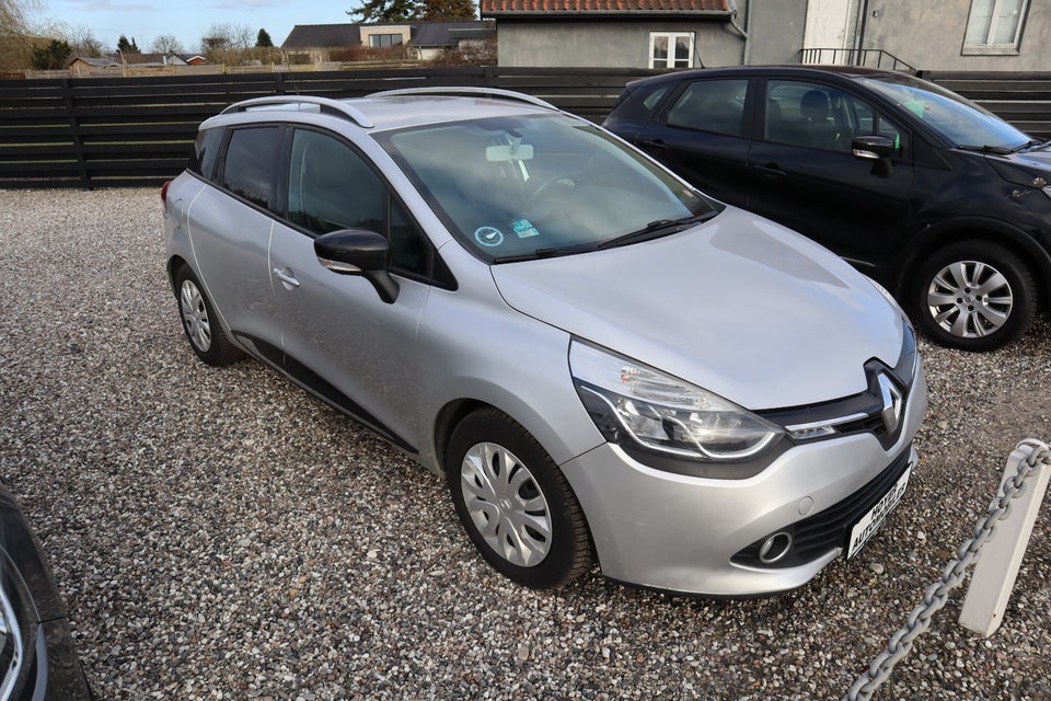 Renault Clio IV 0,9 TCe 90 Expression Sport Tourer 5d