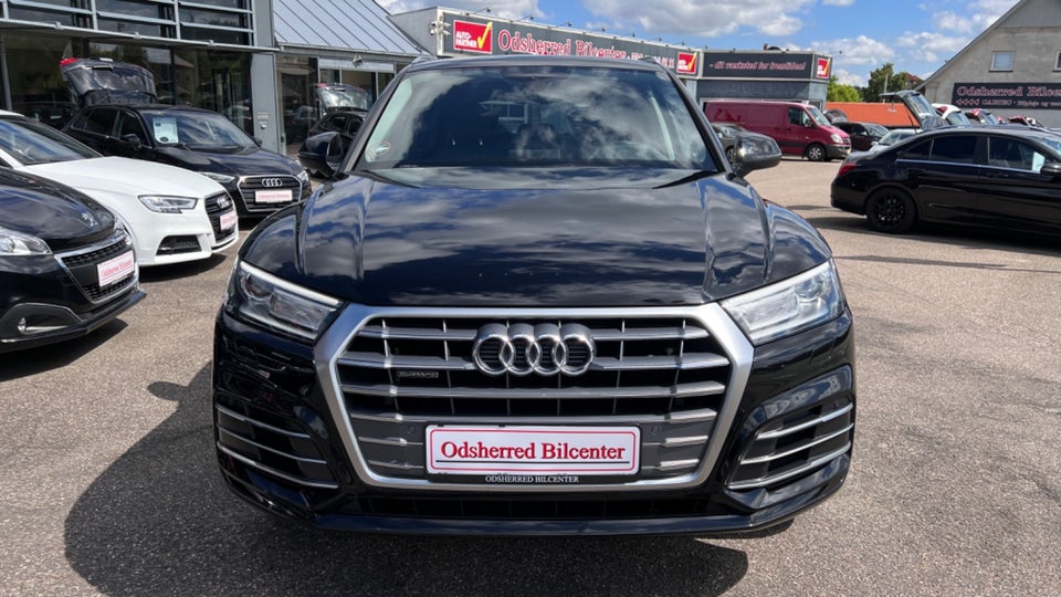 Audi Q5 2,0 TDi 190 S-line quattro S-tr. 5d