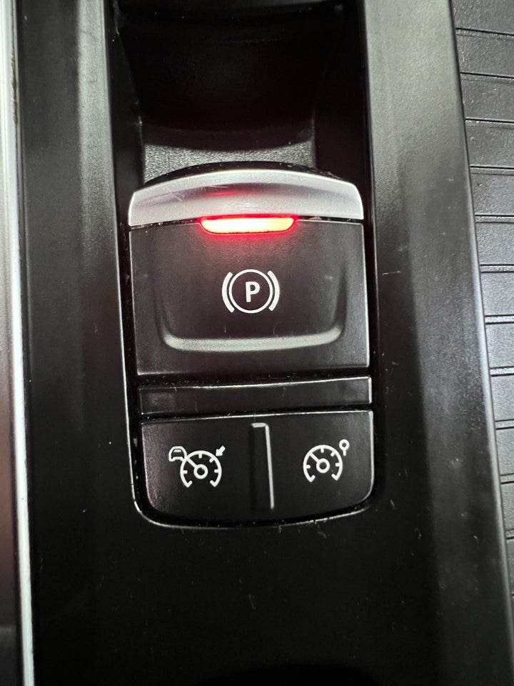 Renault Megane IV 1,3 TCe 140 Intens Sport Tourer EDC 5d