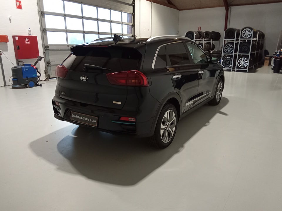 Kia e-Niro 64 Advance 5d