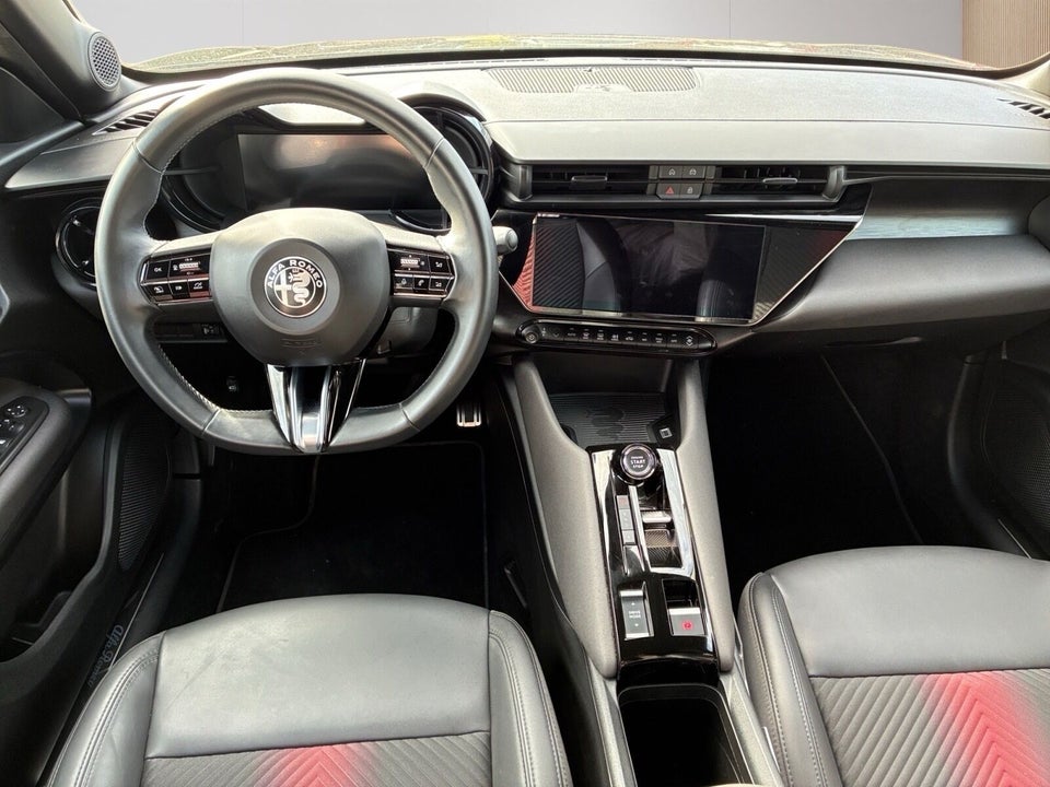 Alfa Romeo Junior Elettrica Speciale 5d