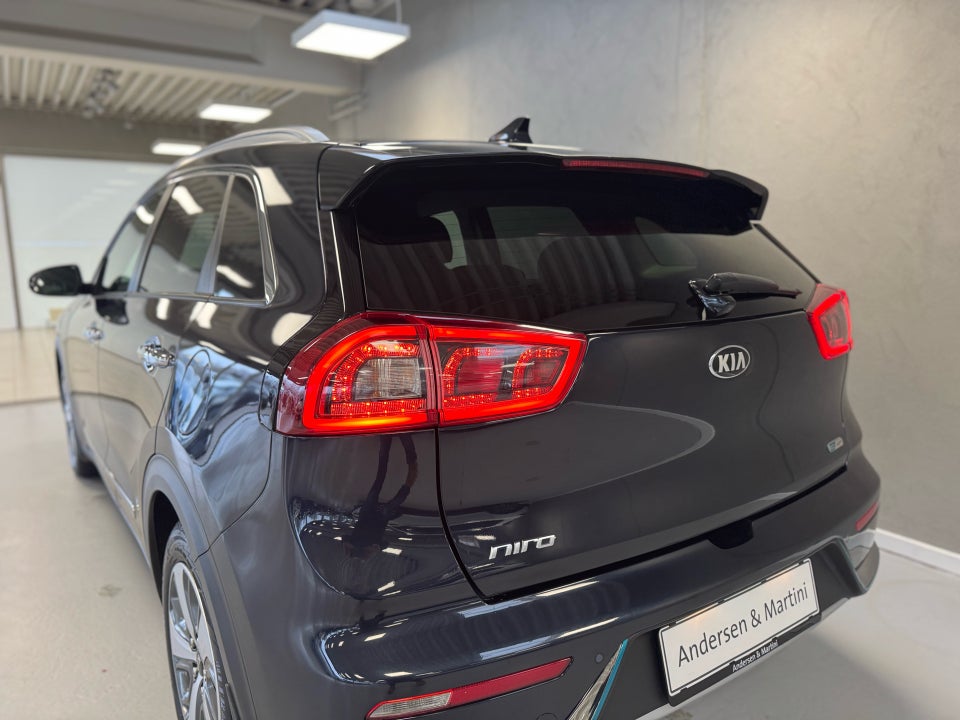 Kia Niro 1,6 PHEV Advance DCT 5d
