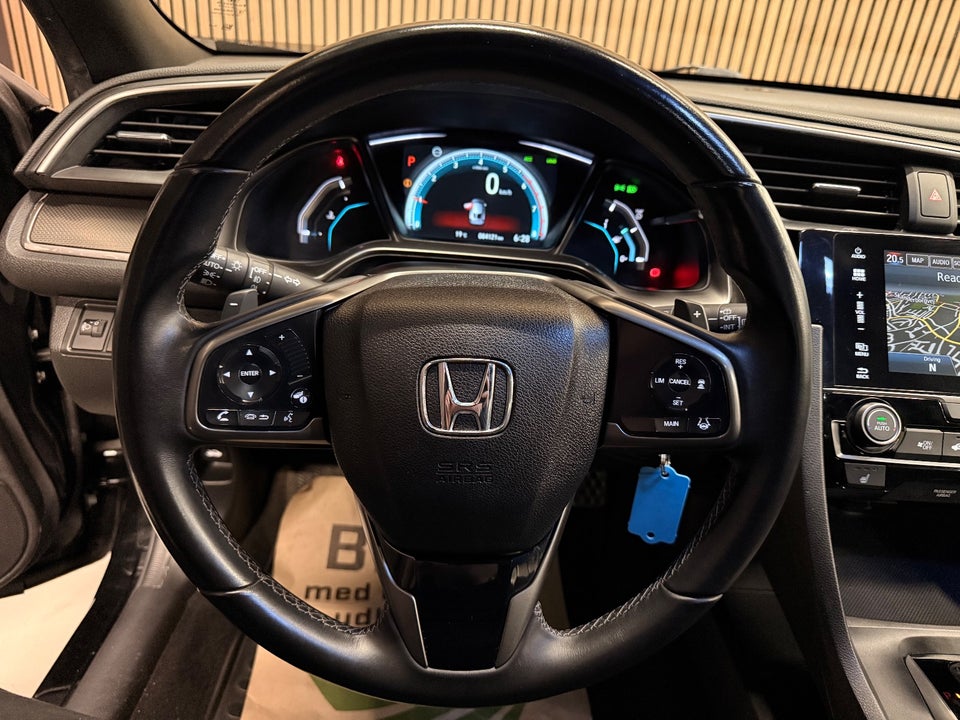 Honda Civic 1,0 VTEC Turbo Elegance CVT 5d