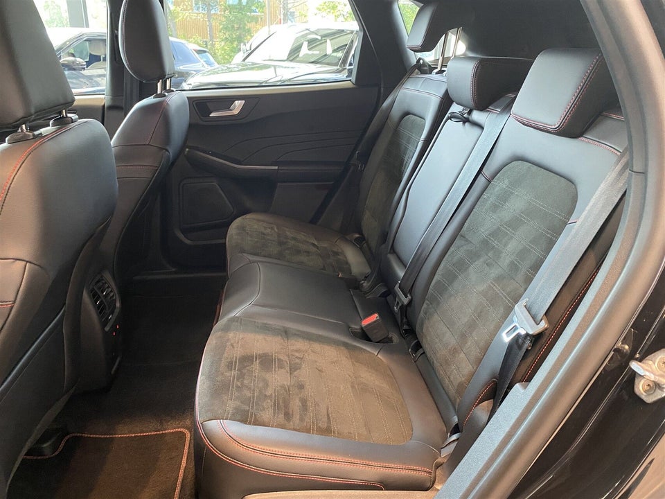 Ford Kuga 2,5 PHEV ST-Line X CVT 5d
