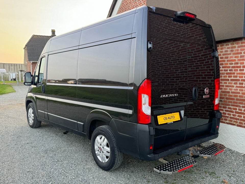 Fiat Ducato 35 2,3 MJT 140 Kassevogn L2H2 Pro+ aut.