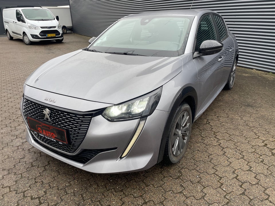 Peugeot e-208 50 Active 5d