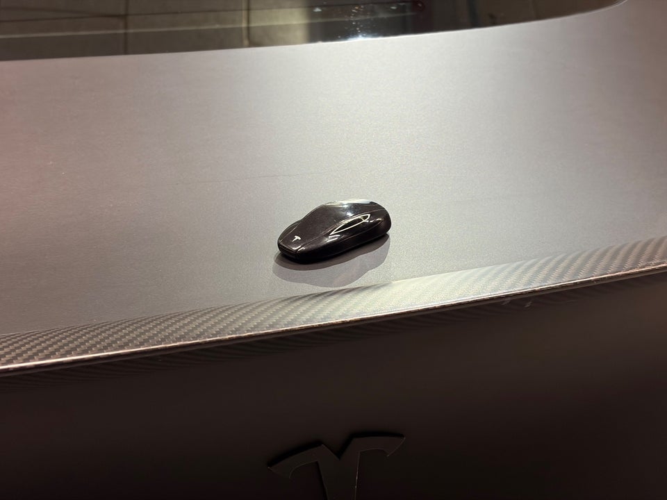 Tesla Model 3 Long Range AWD 4d