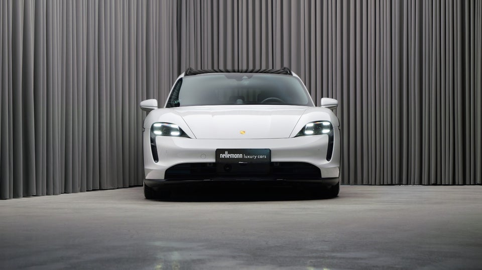 Porsche Taycan 4 Performance+ Cross Turismo 5d