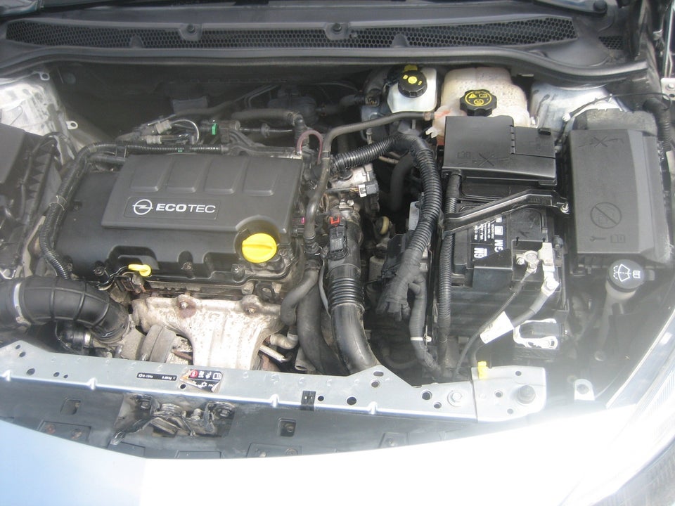 Opel Astra 1,4 T 140 Enjoy Sports Tourer 5d