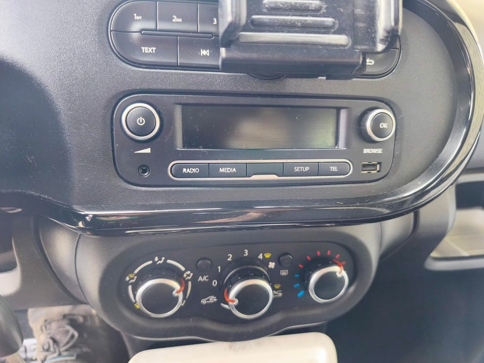 Renault Twingo 1,0 SCe 70 Expression 5d