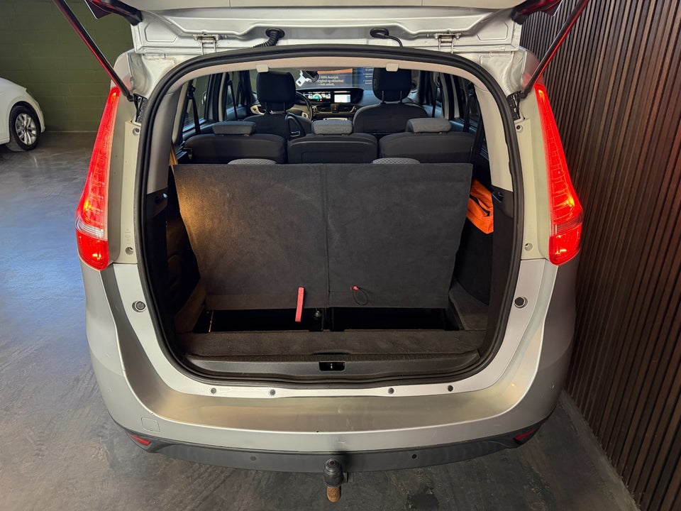 Renault Grand Scenic III 1,6 dCi 130 Dynamique 7prs 5d