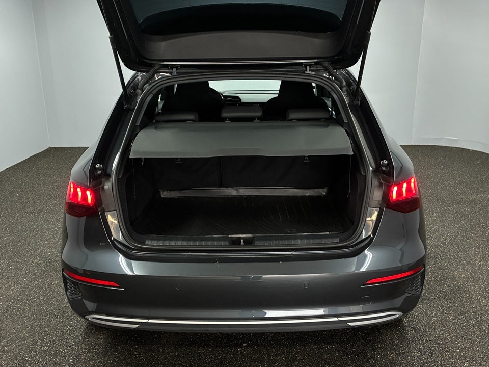 Audi A3 40 TFSi e Prestige Sportback S-tr. 5d