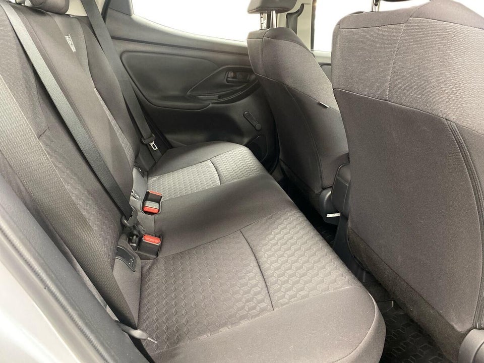 Toyota Yaris 1,5 Hybrid Essential Comfort e-CVT 5d