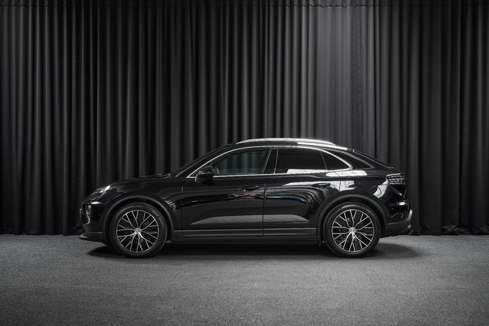 Porsche Macan 4 5d