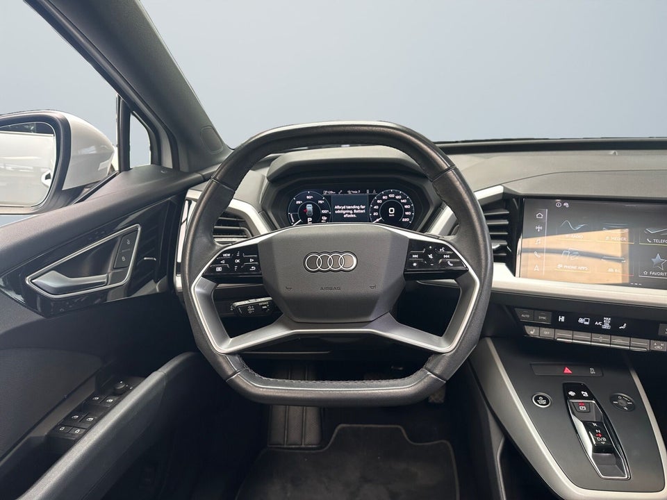 Audi Q4 e-tron 40  5d