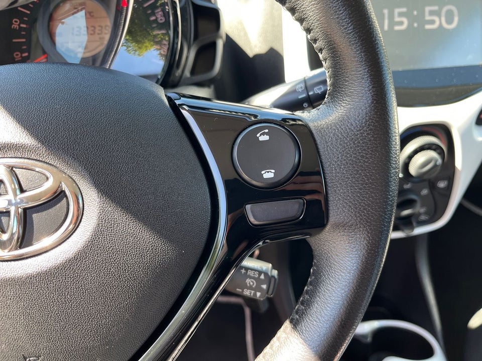 Toyota Aygo 1,0 VVT-i x-pure 5d