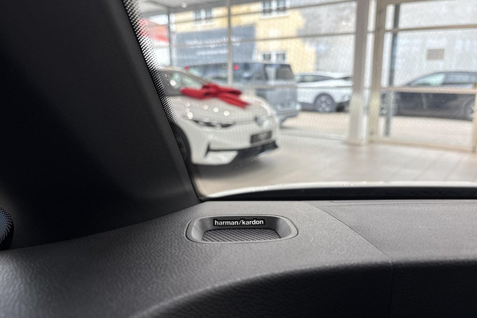 VW ID.Buzz 86 Style 7prs LWB 5d