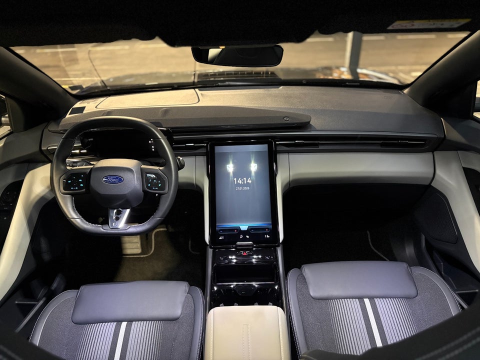 Ford Capri 79 Select Extended Range AWD 5d