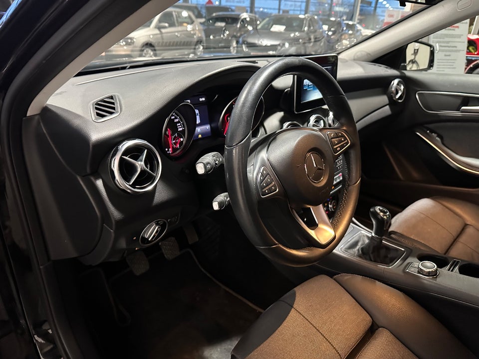 Mercedes GLA200 d 2,2 Van 5d