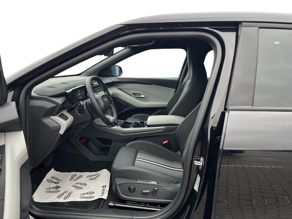 Ford Capri 82 Select Extended Range 5d