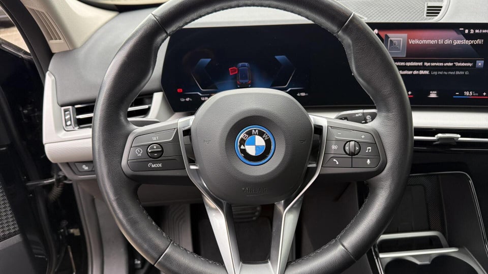 BMW iX1 xDrive30 X-Line 5d