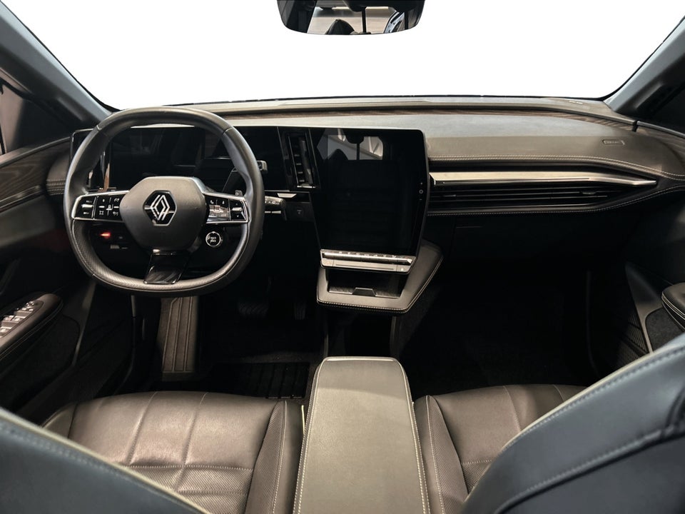 Renault Megane E-Tech 60 Iconic 5d