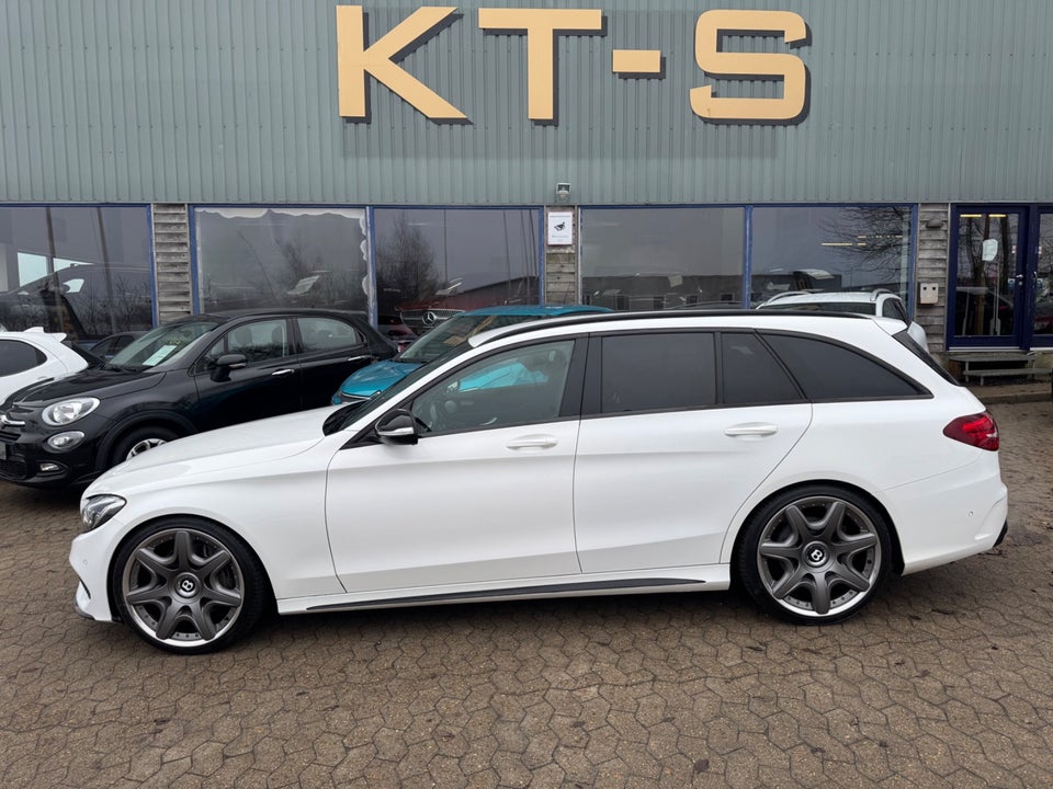 Mercedes C400 3,0 AMG Line stc. aut. 4Matic 5d