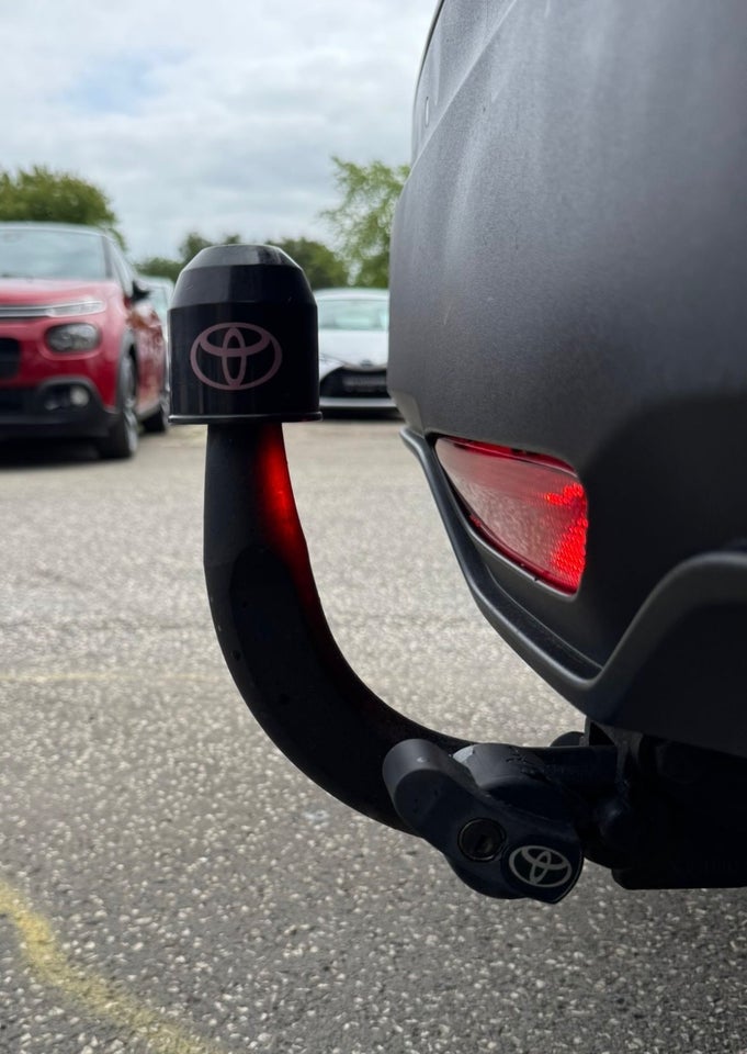 Toyota C-HR 1,8 Hybrid C-HIC CVT 5d