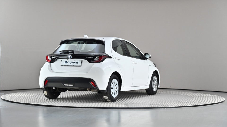 Toyota Yaris 1,5 Hybrid H3 e-CVT 5d