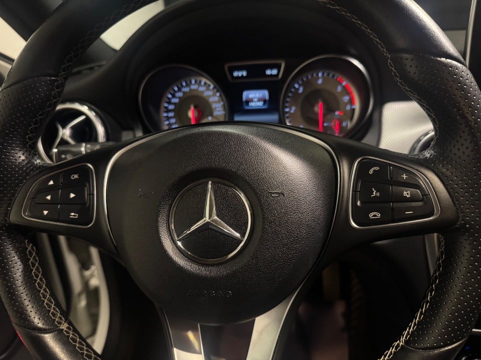 Mercedes GLA200 d 2,2 Van 5d