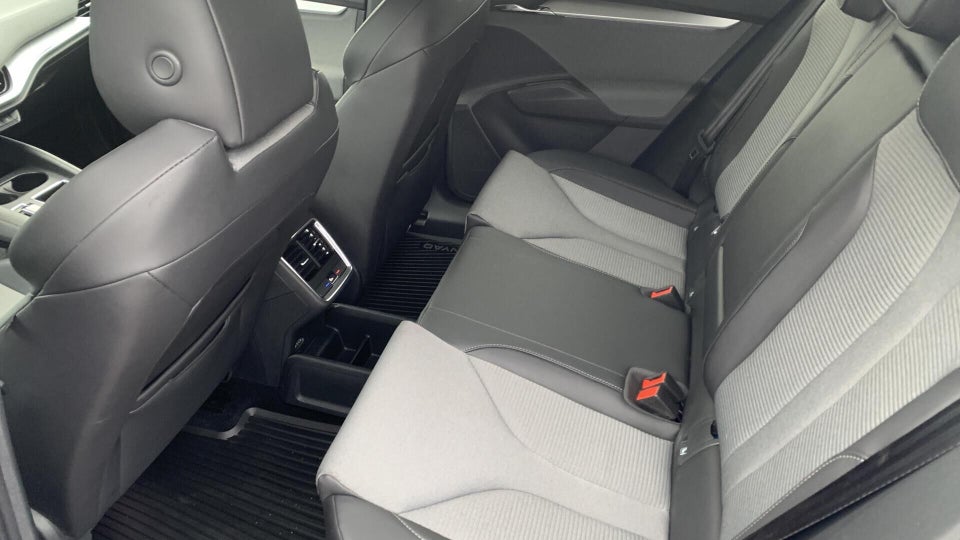 Skoda Enyaq 80 iV Premium 5d